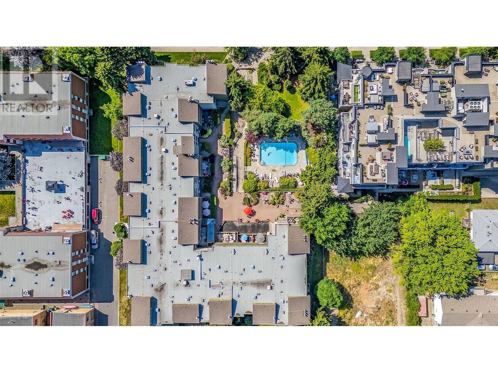 Kelowna, BC V1Y8L7,1056 Bernard AVE #112