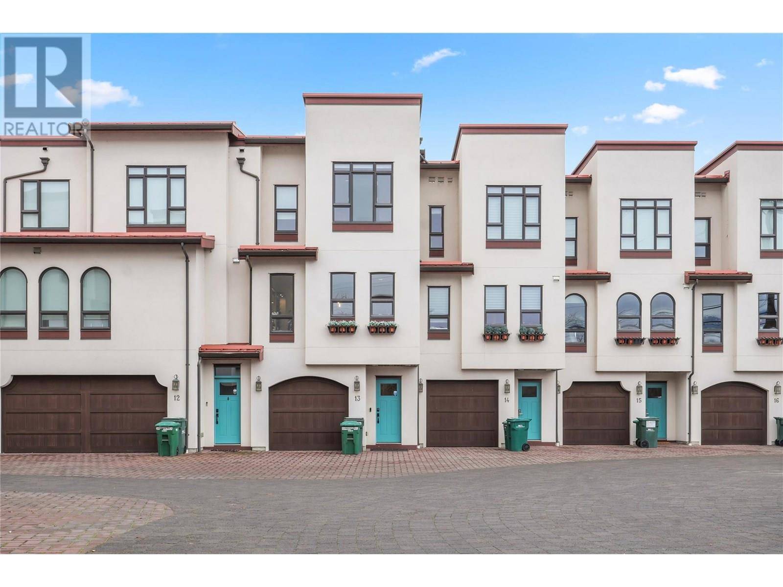 3756 Lakeshore RD #13, Kelowna, BC V1W3L4