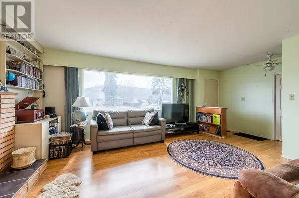 Kamloops, BC V2B4S1,1838 Fleetwood Avenue