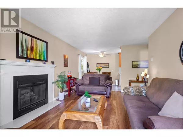 Penticton, BC V2A7J6,130 Skaha PL #312
