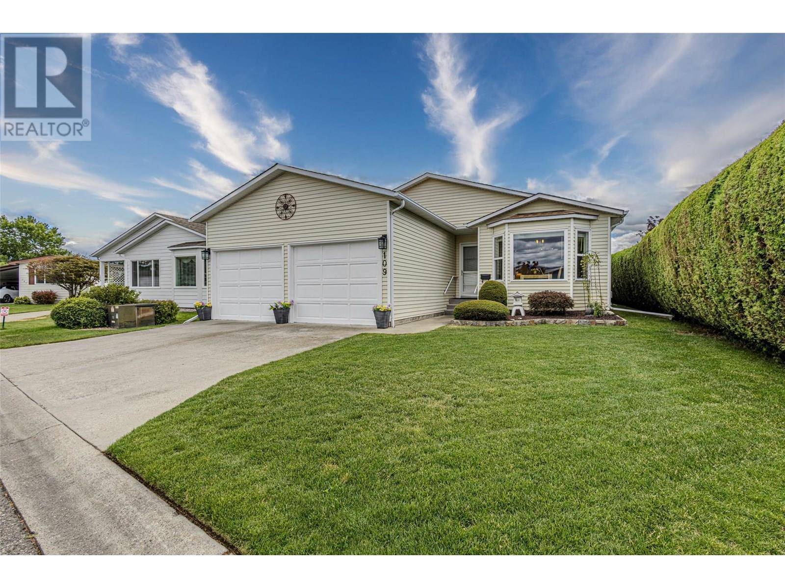 Kelowna, BC V1W3S3,1255 Raymer AVE #109