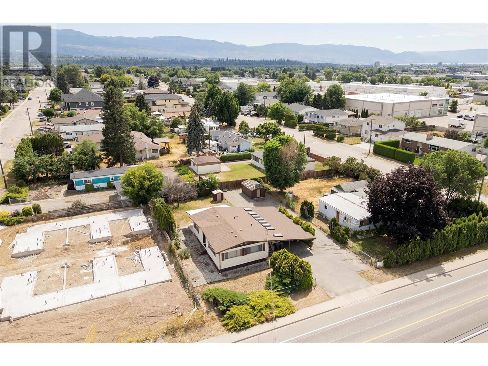 785 Mccurdy Road, Kelowna, BC V1X2P8