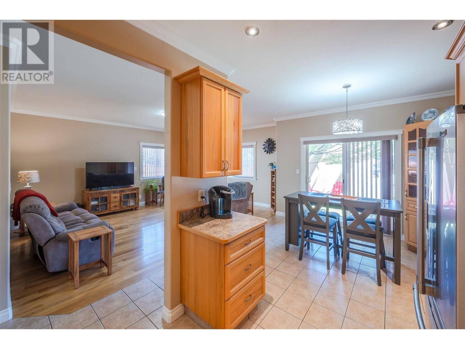 Penticton, BC V2A5W9,144 Power ST #103