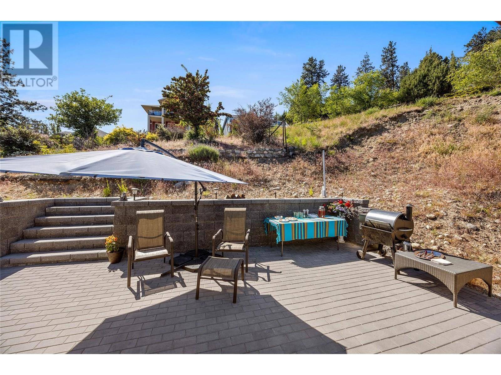 Peachland, BC V0H1X7,4622 Princeton Avenue