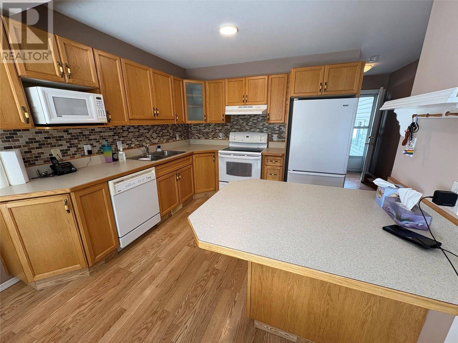 Penticton, BC V2A5J6,3462 South Main ST #3