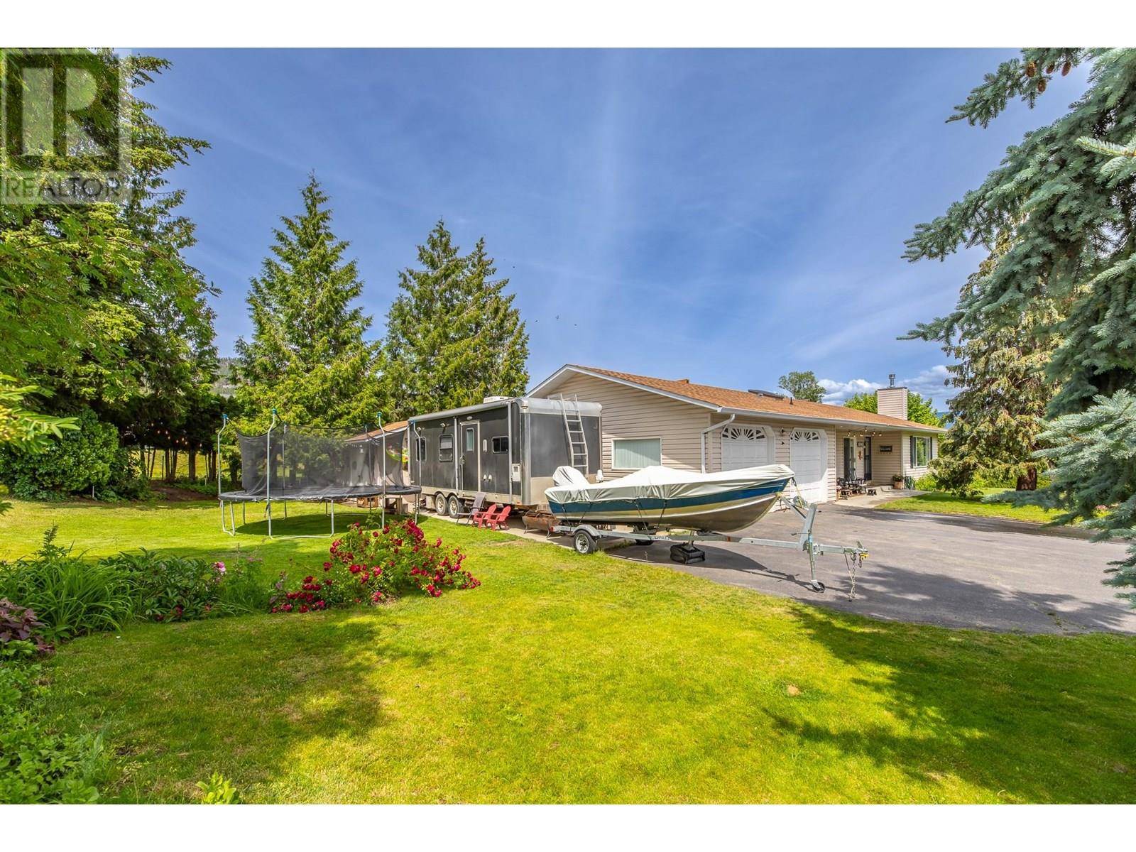 Summerland, BC V0H1Z8,15922 VERRIER Street