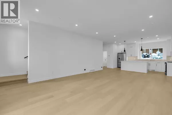 Kelowna, BC V1W1G8,4495 Walker RD #1