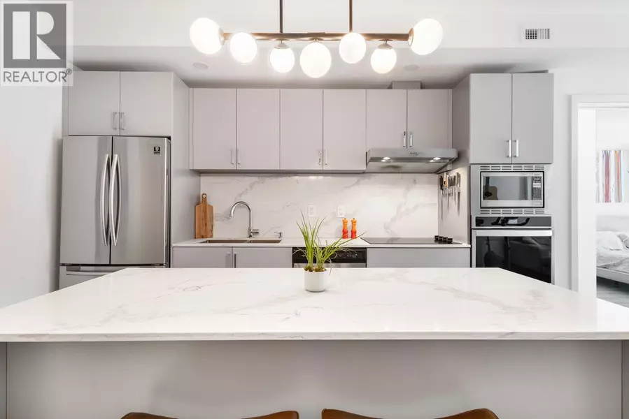 880 Saucier AVE #108, Kelowna, BC V1Y2Y7