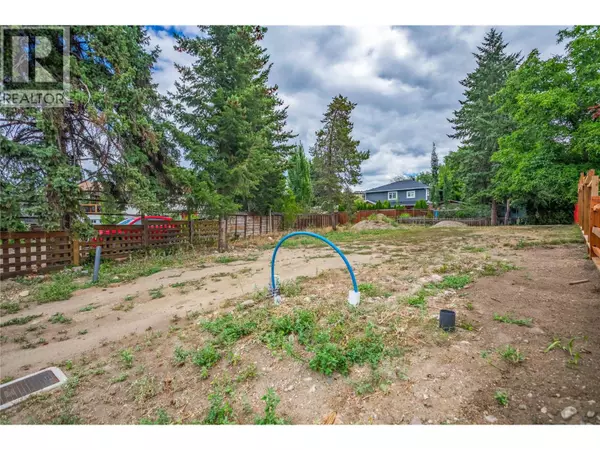 Kelowna, BC V1W1T8,Proposed Lot Elm Road