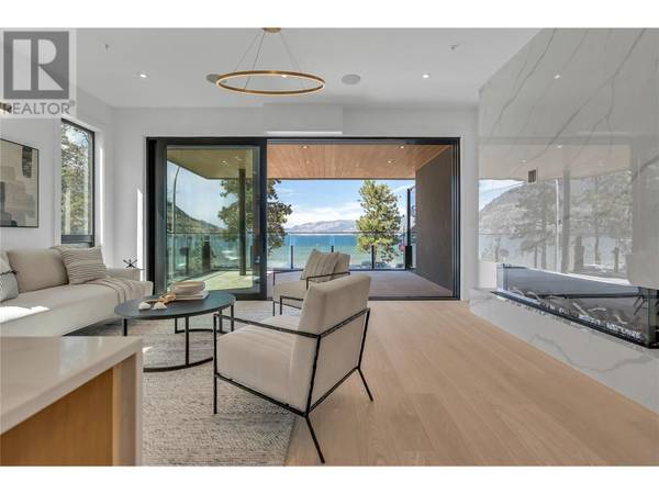 Penticton, BC V2A1B9,602 Lakeshore DR #202