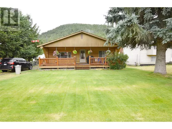 5741 Scott Road, Falkland, BC V0E1W0