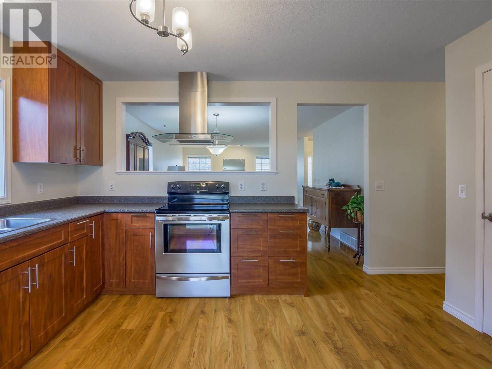 Penticton, BC V2A8J8,3333 South Main ST #138