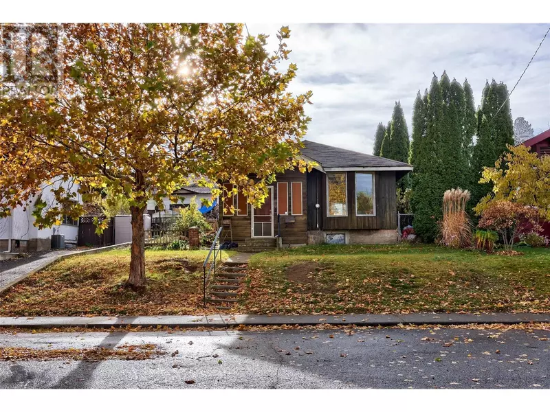 935 Pine Street, Kamloops, BC V2C3A3