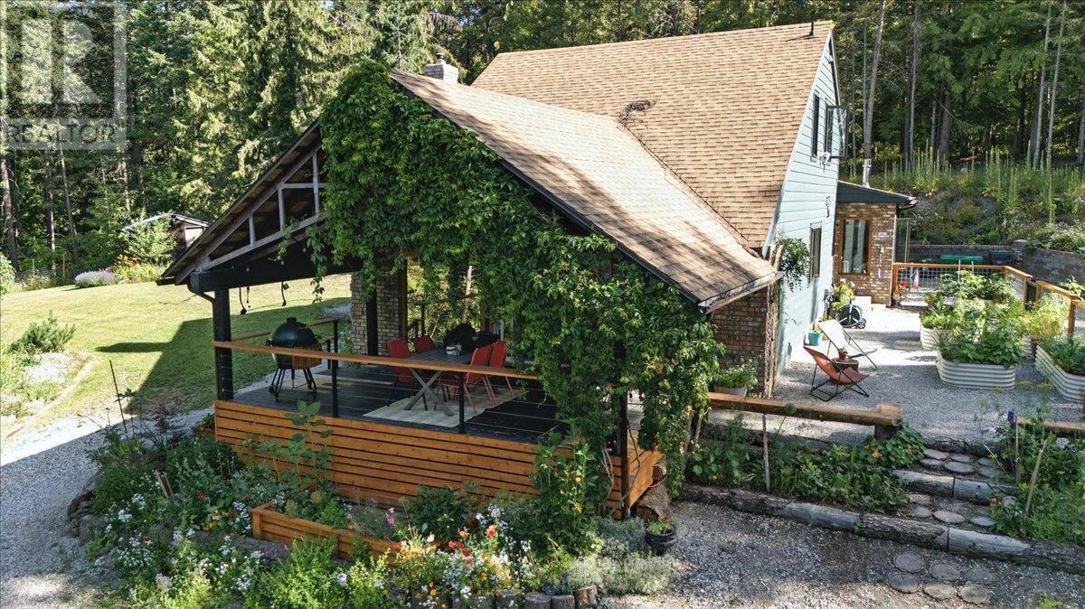 8280 Rogers Road, Vernon, BC V1B3M7