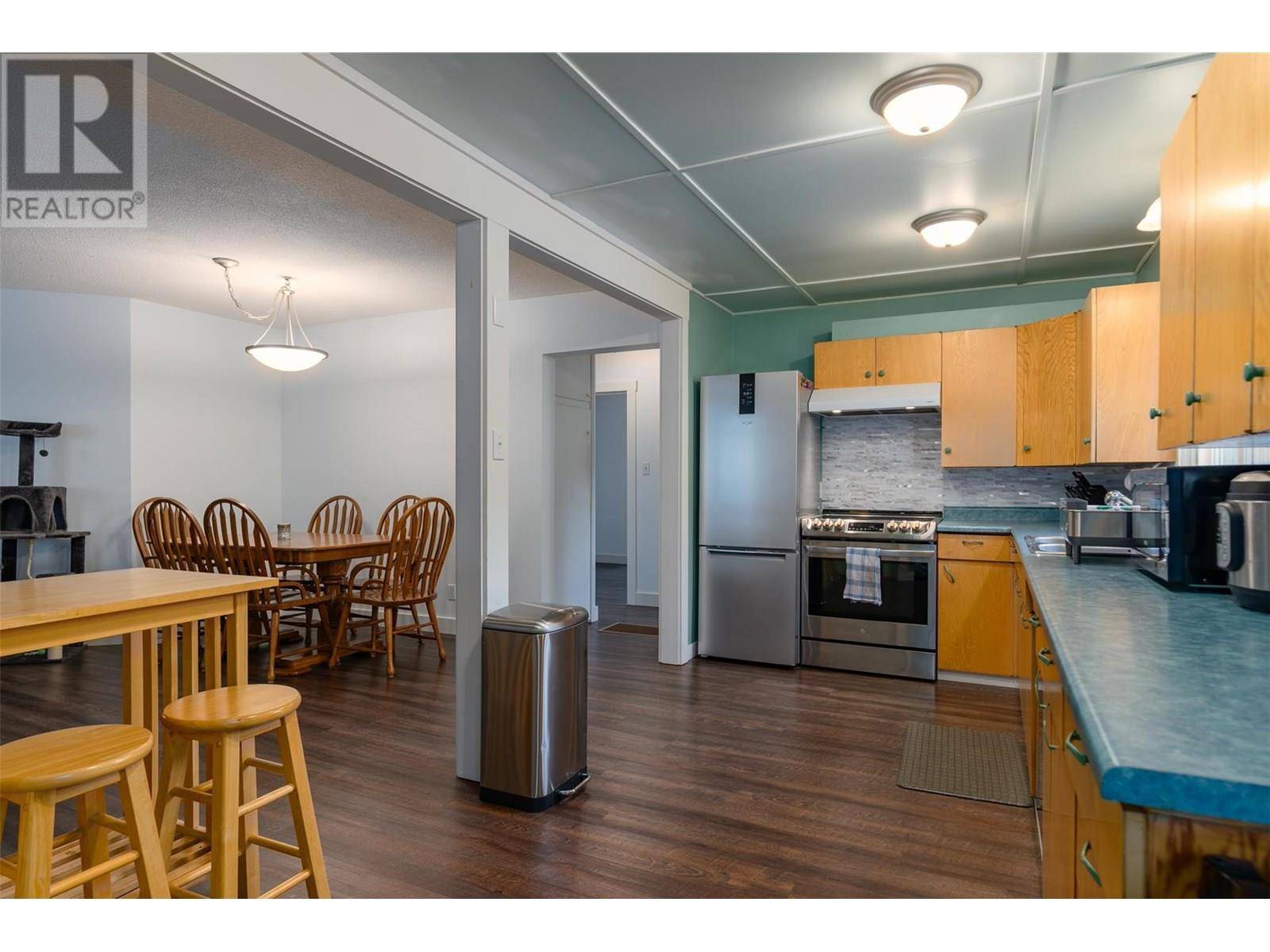 Rossland, BC V0G1Y0,1585 Dunn Crescent