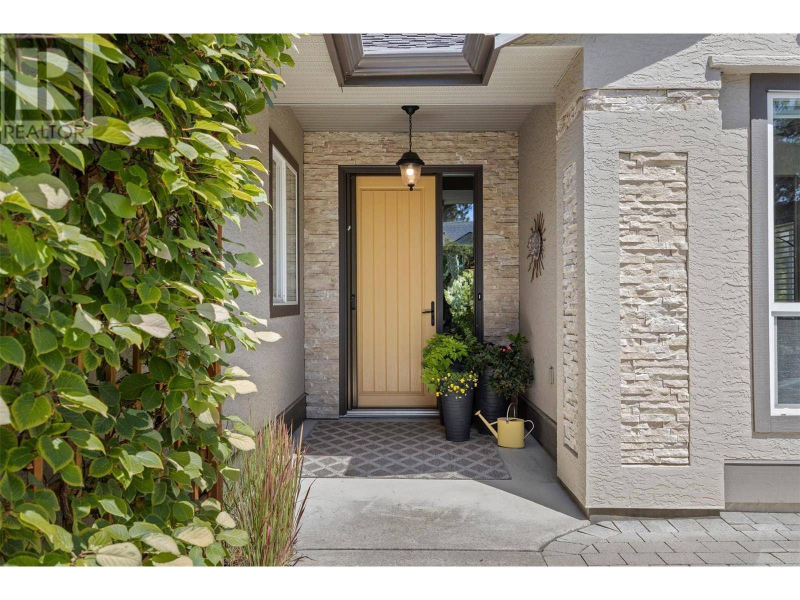 Kelowna, BC V1W3Z8,4039 Gallaghers Terrace