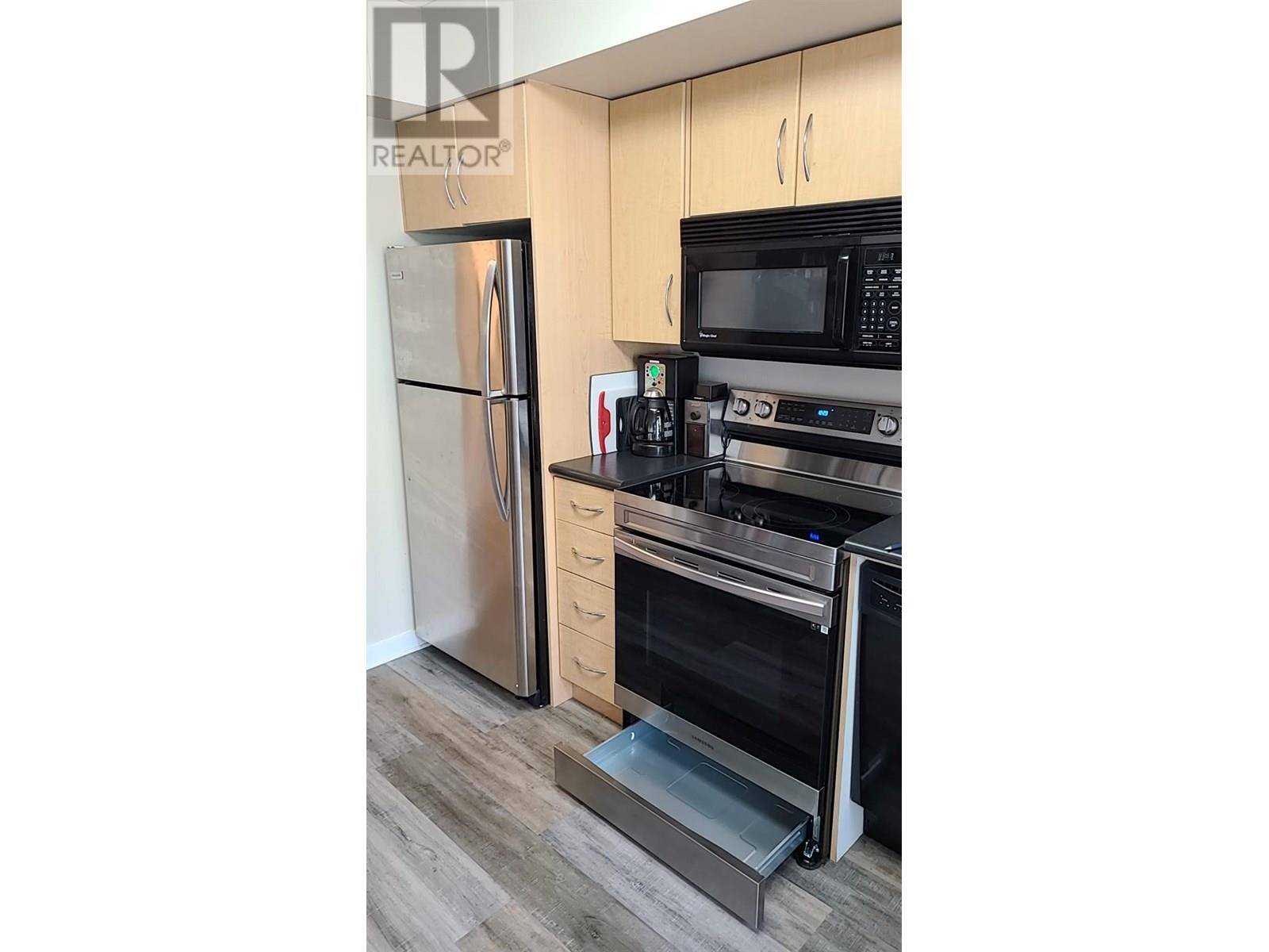 Kelowna, BC V1V2C5,1475 Glenmore RD North #105A