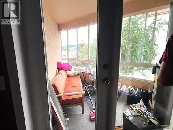 Kelowna, BC V1X7J7,709 Houghton RD #206