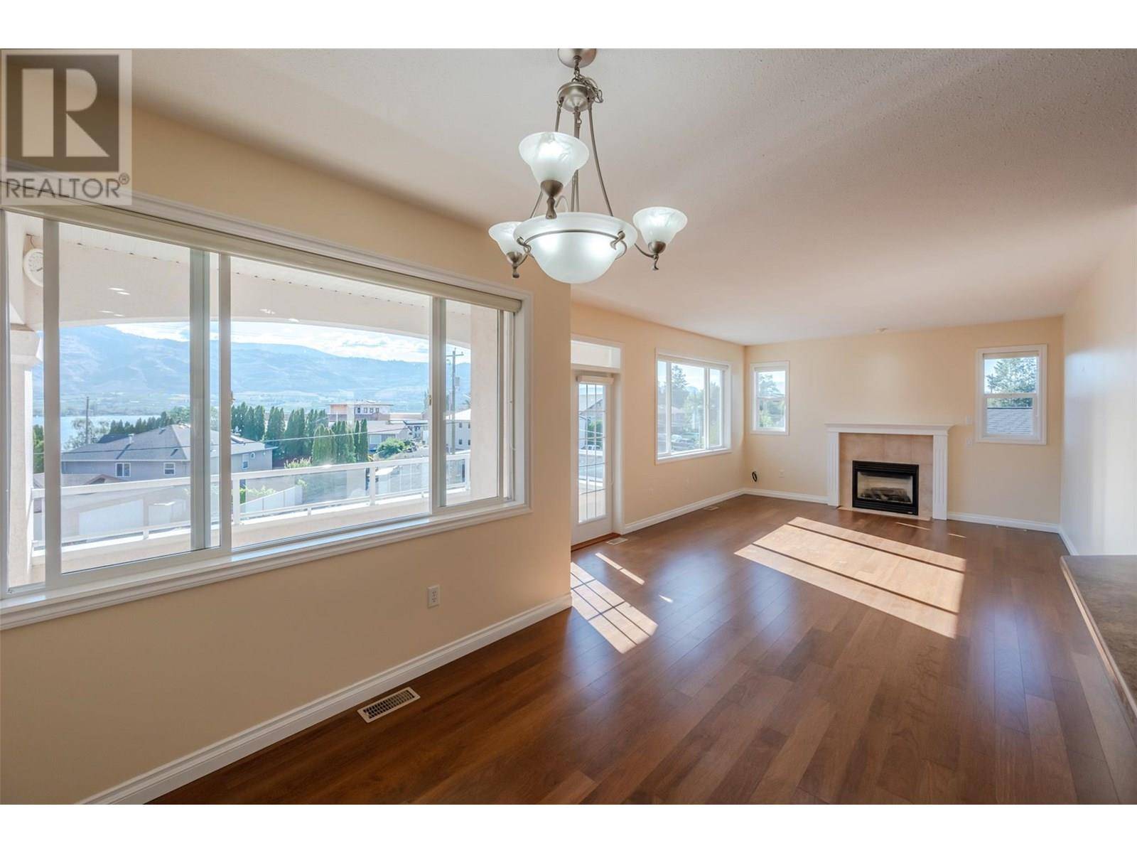5820 89th ST #301, Osoyoos, BC V0H1V1