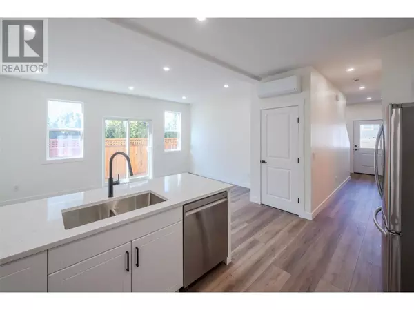 Summerland, BC V0H1Z2,11612 Victoria RD South #101