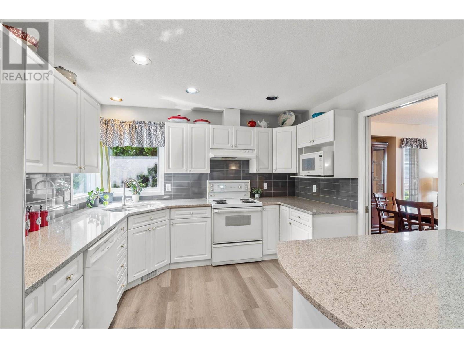 Kamloops, BC V2E2L9,1869 MCKINLEY Court
