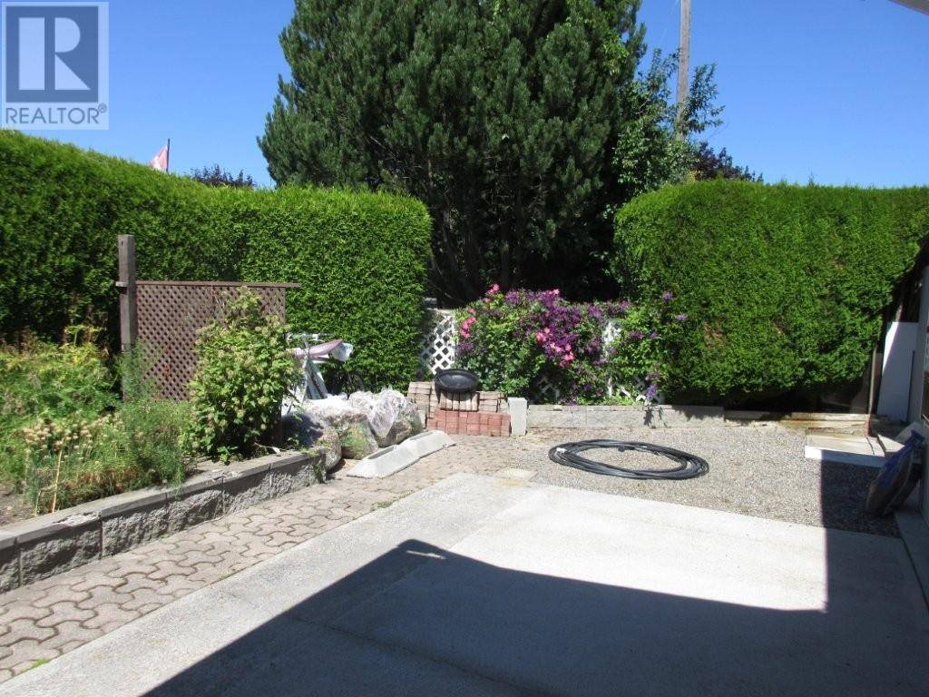 Kelowna, BC V4V1P4,415 Commonwealth RD #301