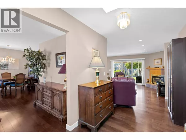 Peachland, BC V0H1X2,3786 Inglis Place