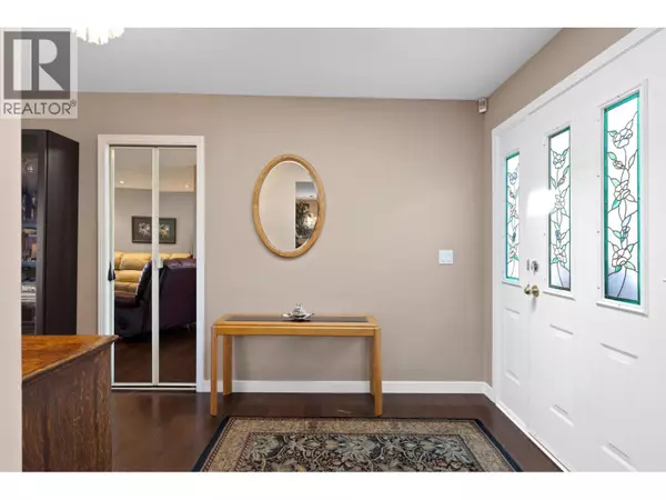 Peachland, BC V0H1X2,3786 Inglis Place