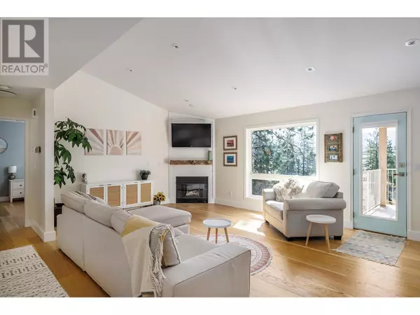 Peachland, BC V0H1X5,4607 Ponderosa Drive
