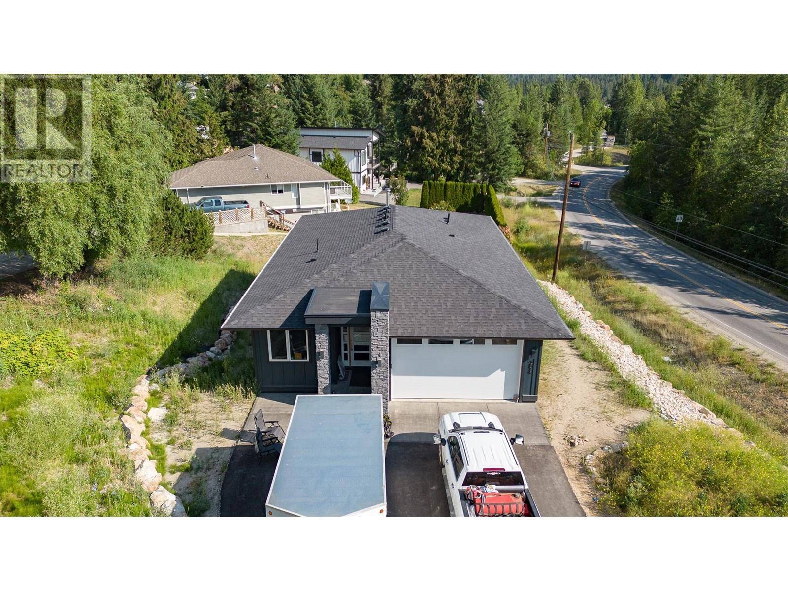 Blind Bay, BC V0E1H1,2819 Mountainview Drive