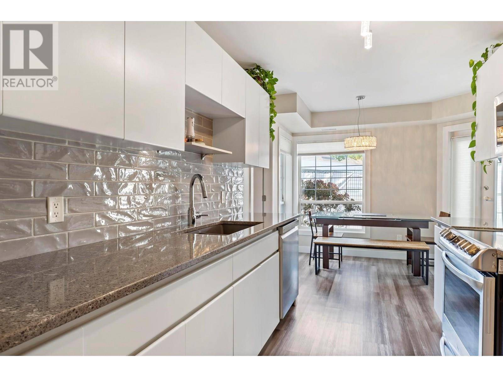 Kelowna, BC V1W3X9,2350 Stillingfleet RD #117