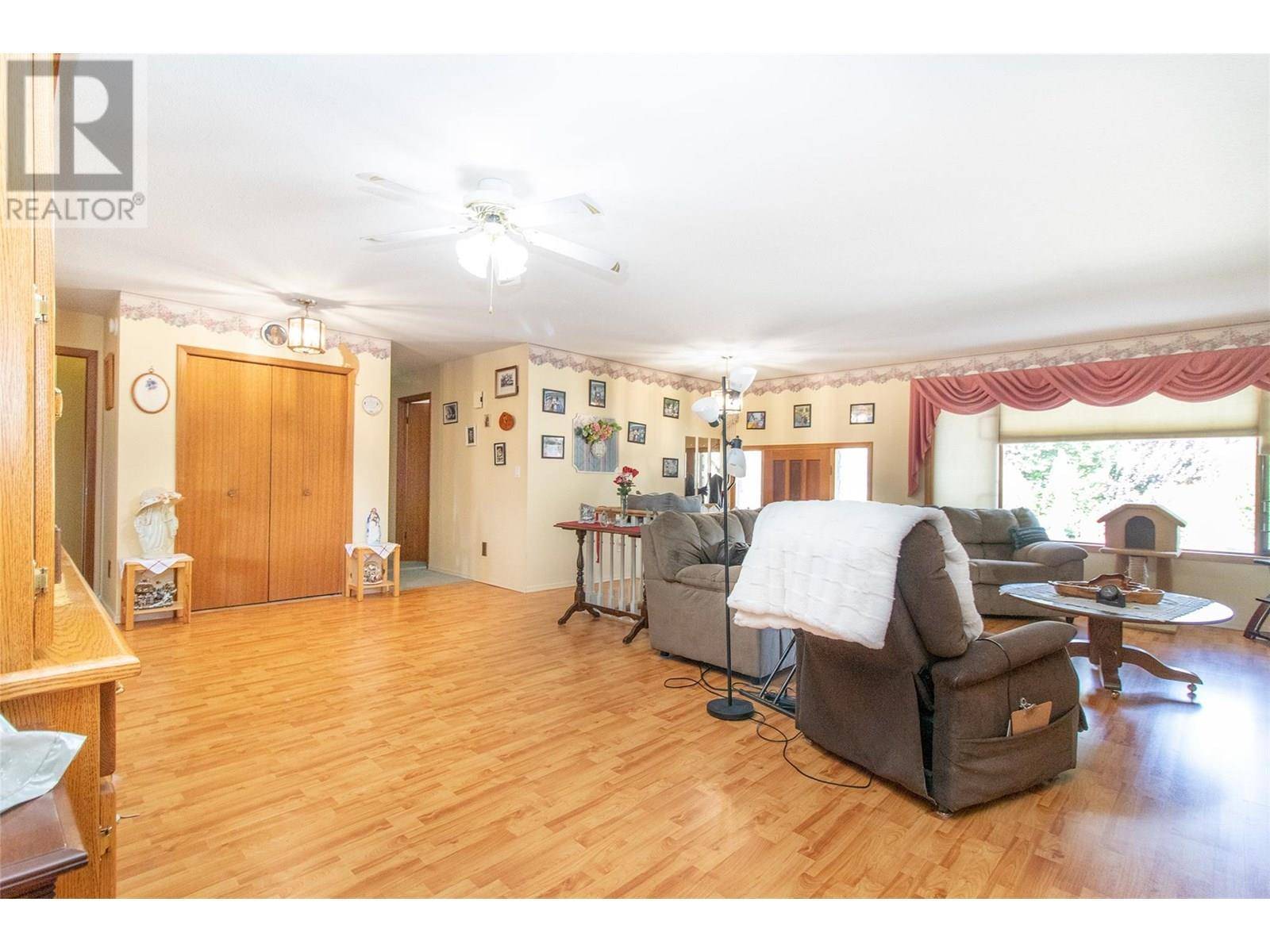 Kelowna, BC V1X3J8,460 Dougall Road S