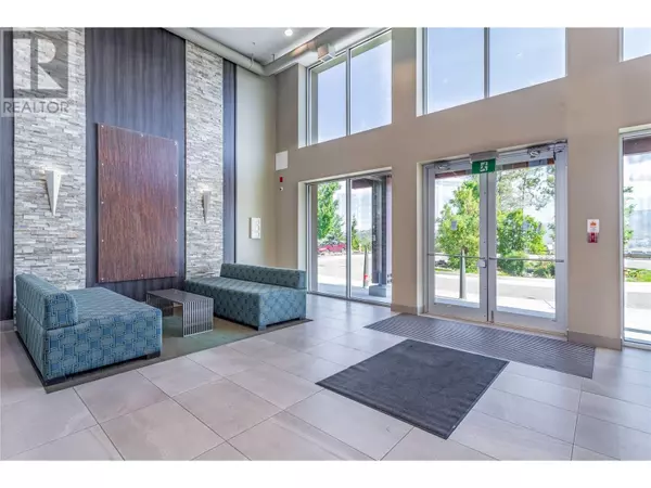 Kelowna, BC V1V3A9,935 Academy WAY #123