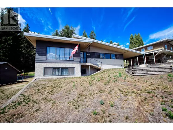 Castlegar, BC V1N3B3,2142 Crestview Crescent