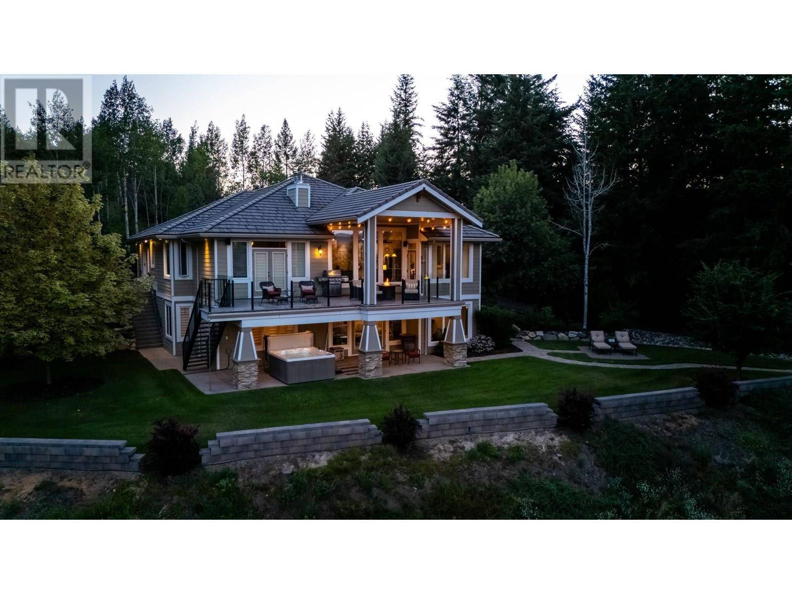 2011 Parkwood Drive, Coldstream, BC V1B3Y4