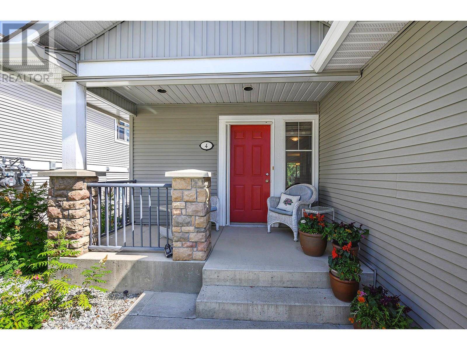 Kamloops, BC V2E0A2,1855 HILLSIDE DR #4