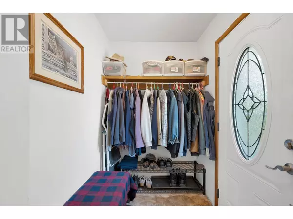 Kamloops, BC V2B5V8,919 SCHREINER Street