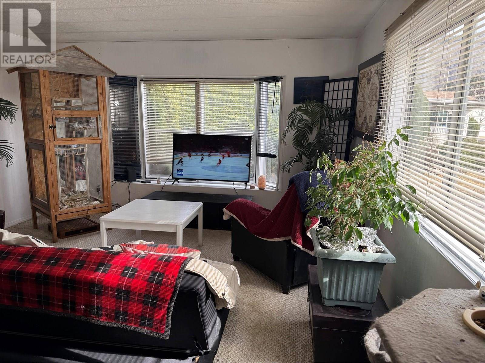 Kamloops, BC V2B6W7,2400 OAKDALE WAY #202