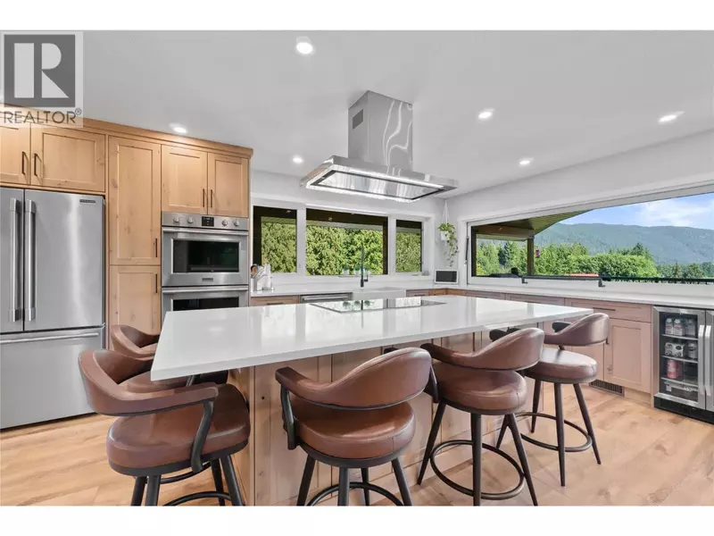 22 Parsons Road, Mara, BC V0E2K0