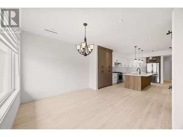 Kelowna, BC V1Y5J4,840 Grenfell AVE #1
