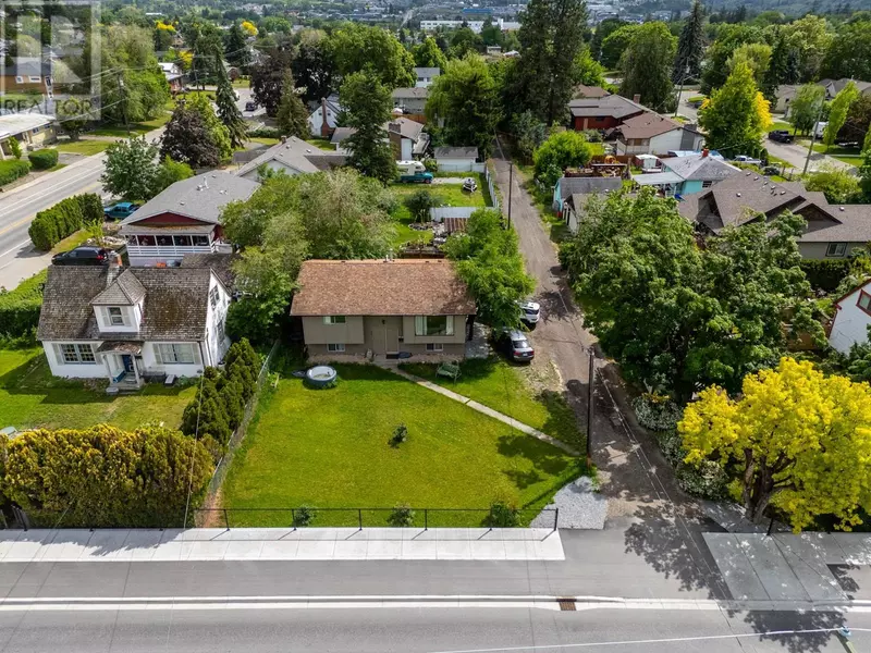 1502 32 Avenue, Vernon, BC V1T2H8