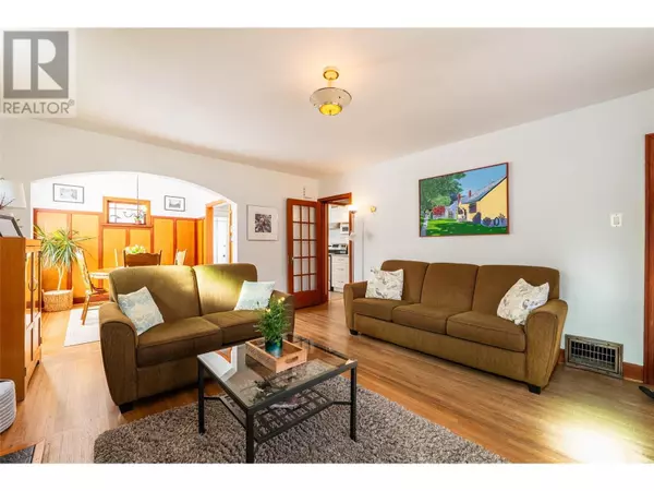 Nelson, BC V1L2B2,814 Hendryx Street