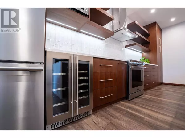 Revelstoke, BC V0E2S0,1240 Powerhouse RD #4104/4204