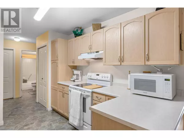 Kelowna, BC V1W3L7,3160 Casorso RD #116