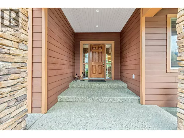 Kelowna, BC V1W4X1,1108 ARBOR VIEW Drive