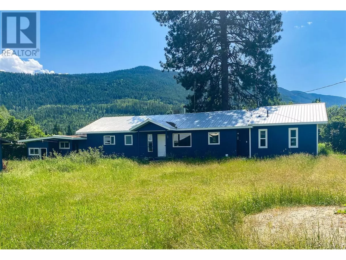 Krestova, BC V0G1H2,3464 KRESTOVA Crescent
