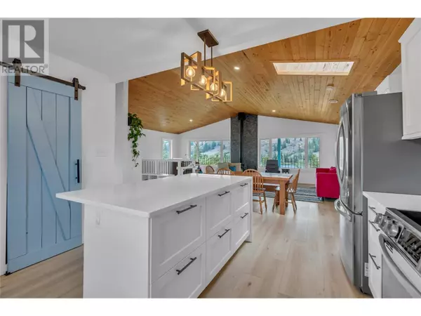 Kaleden, BC V0H1K0,285 WESTVIEW Road