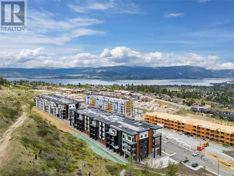 1057 Frost RD #215, Kelowna, BC V1W0G7