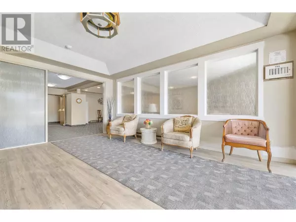 Kelowna, BC V1Y8S1,2085 Gordon DR #116