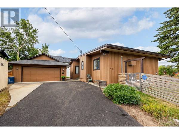 791 McCartney Road, West Kelowna, BC V1Z1R6